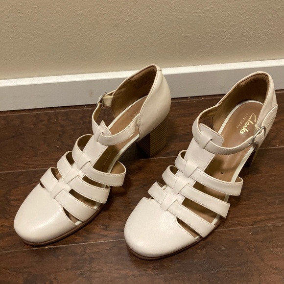 Clarks Cream High-heeled Sandal - Picture 2 of 6